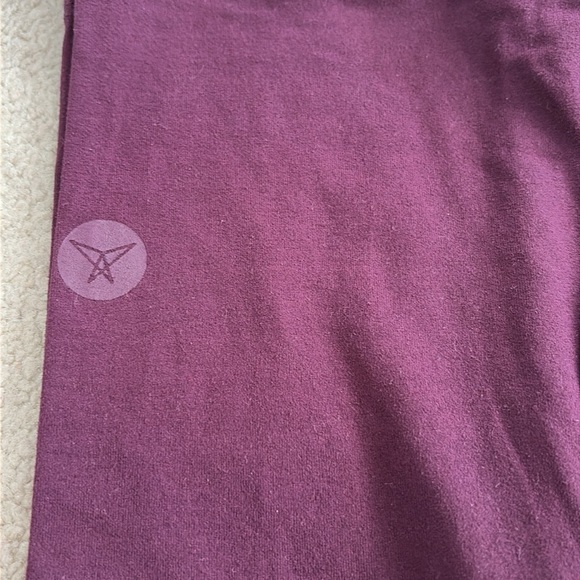 SweetLegs - Picture 2 of 2